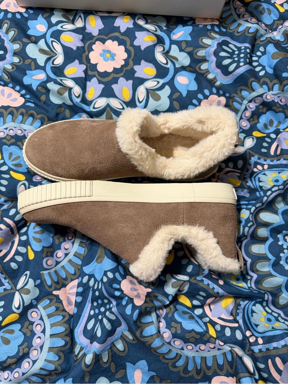Timberland Skyla Bay Taupe Suede Slip-On Shoe with Box - Picture 5 of 10